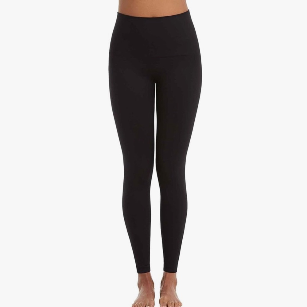 NWOT Spanx Look At Me Now Seamless Leggings Size Small